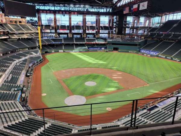 Globe Life Field, section: 219, row: 4, seat: 8