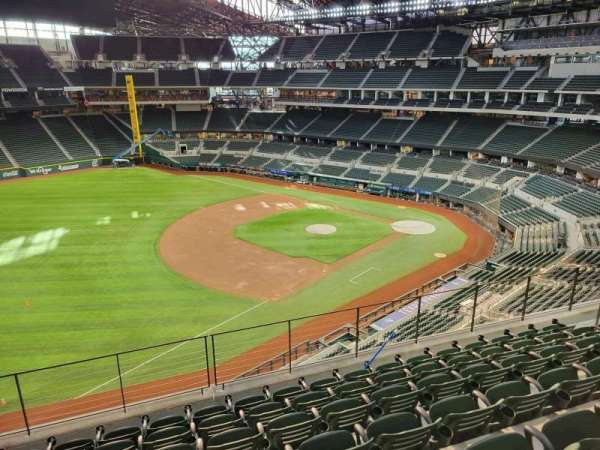 Globe Life Field, section: 207, row: 7, seat: 10