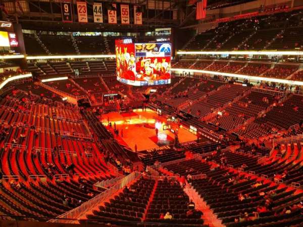 State Farm Arena, section: 205, row: d, seat: 5