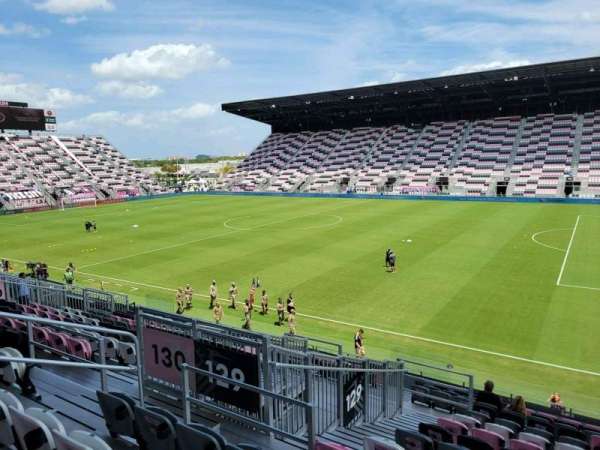 Chase Stadium, section: 129, row: 15, seat: 15