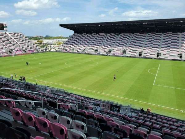 Chase Stadium, section: 129, row: 25, seat: 15