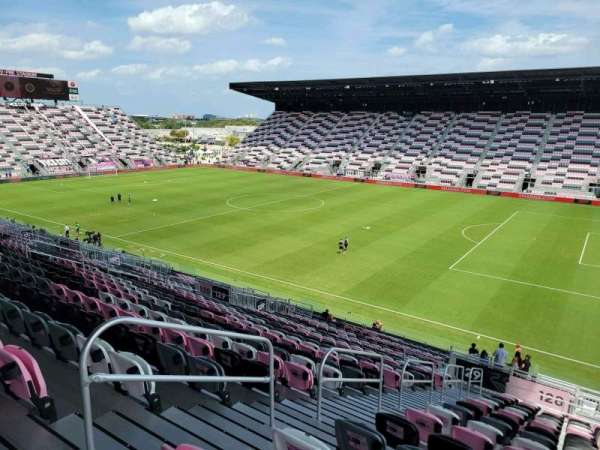 Chase Stadium, section: 128, row: 21, seat: 8