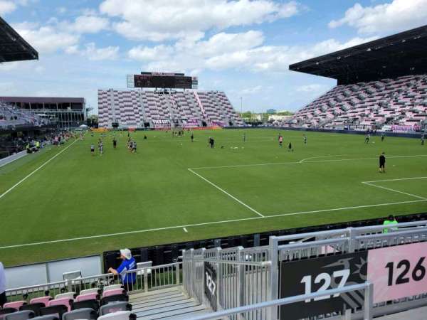 Chase Stadium, section: 127, row: 10, seat: 5