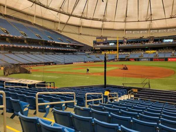 Tropicana Field, section: 122, row: t, seat: 5
