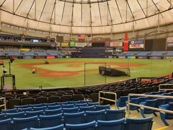 Tropicana Field, section: 104, row: t, seat: 5