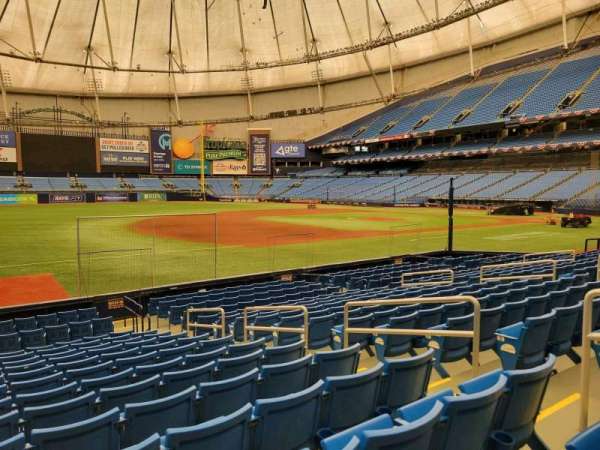 Tropicana Field, section: 125, row: t, seat: 5