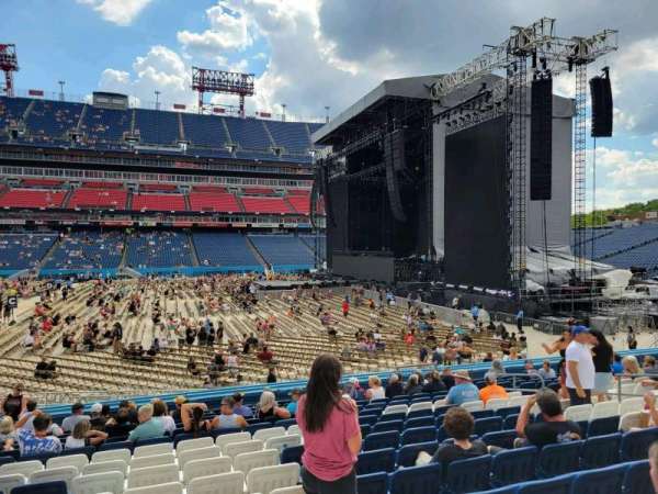Nissan Stadium, section: 111, row: r, seat: 14