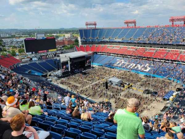 Nissan Stadium, section: 329, row: hh, seat: 16