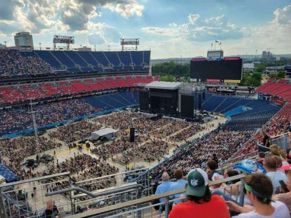 Nissan Stadium, section: 318, row: n, seat: 21