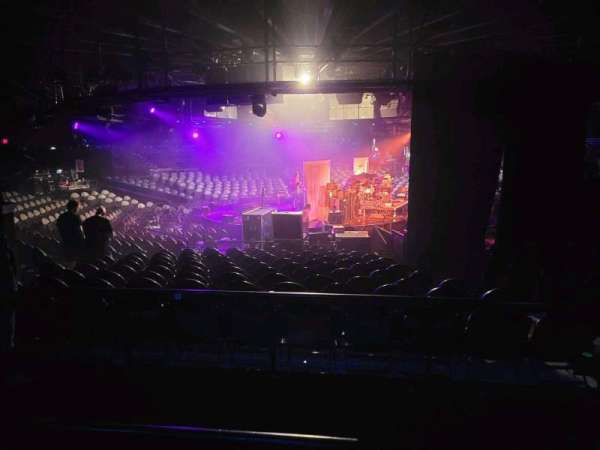 Celebrity Theatre, section: b3, row: 16, seat: 1