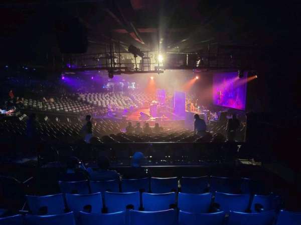 Celebrity Theatre, section: b4, row: 20, seat: 5