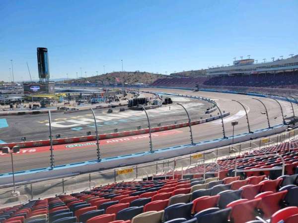 Phoenix Raceway, section: 121, row: 20, seat: 7