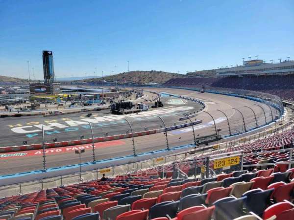 Phoenix Raceway, section: 123, row: 30, seat: 10