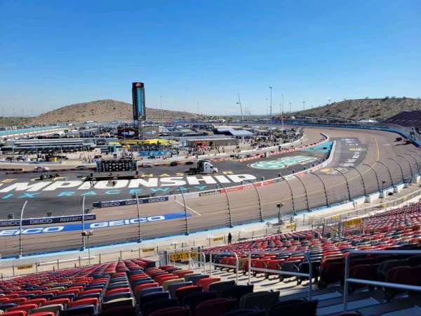 Phoenix Raceway, section: 131, row: 40, seat: 4