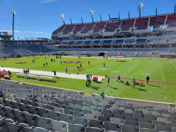 Snapdragon Stadium, section: 104, row: 21, seat: 10