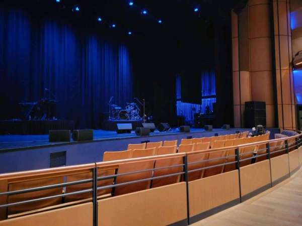 Ikeda Theater, section: orchestra, row: b, seat: 35
