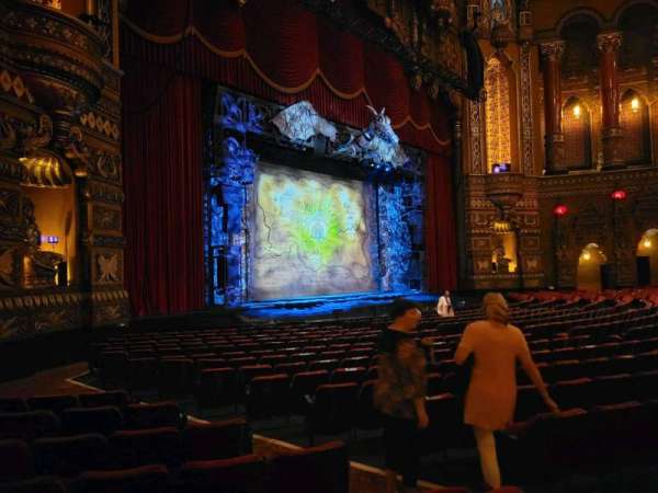 The Fabulous Fox Theatre, St. Louis, section: orchestra 1, row: q, seat: 39