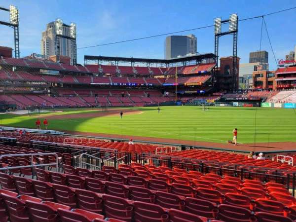 Busch Stadium, section: 135, row: 10, seat: 10