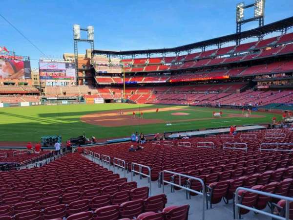 Busch Stadium, section: 160, row: 19ADA, seat: 3