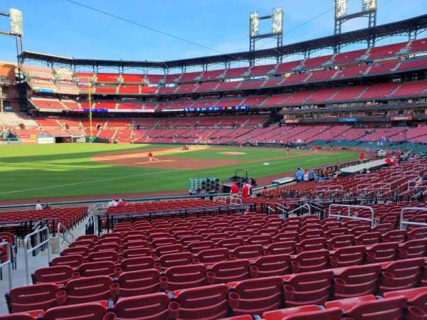 Busch Stadium, section: 162, row: 14, seat: 10
