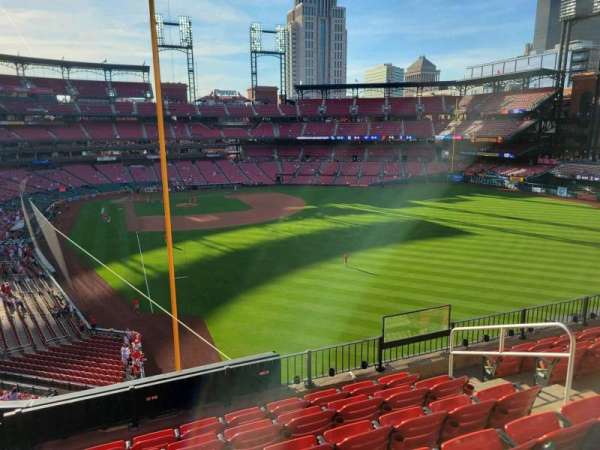Busch Stadium, section: 229, row: 7, seat: 7