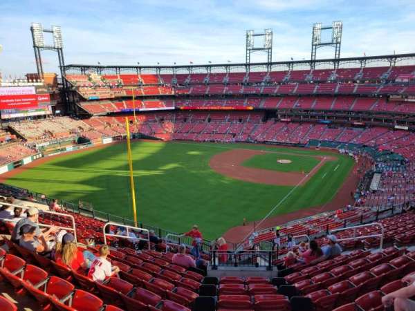 Busch Stadium, section: 369, row: 14, seat: 15