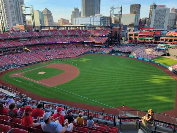 Busch Stadium, section: 435, row: 8, seat: 23