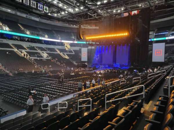 Enterprise Center, section: 105, row: L, seat: 10