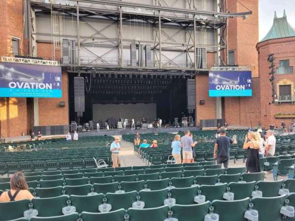 Starlight Theatre, section: plaza 3, row: j, seat: 9