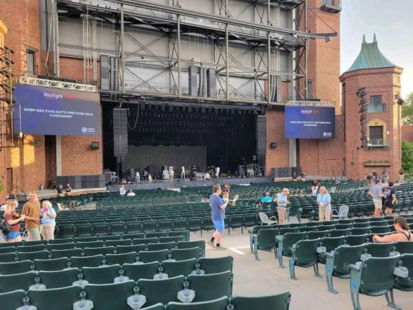 Starlight Theatre, section: plaza 5, row: k, seat: 3