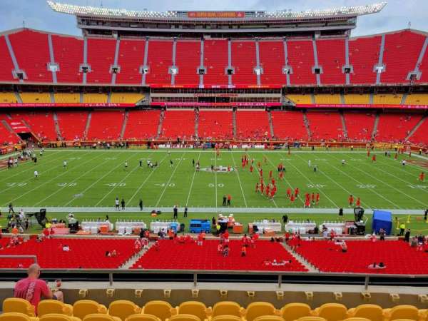 Arrowhead Stadium, section: 201, row: 7, seat: 16