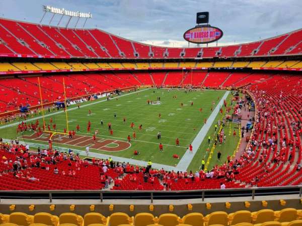 Arrowhead Stadium, section: 233, row: 7, seat: 10