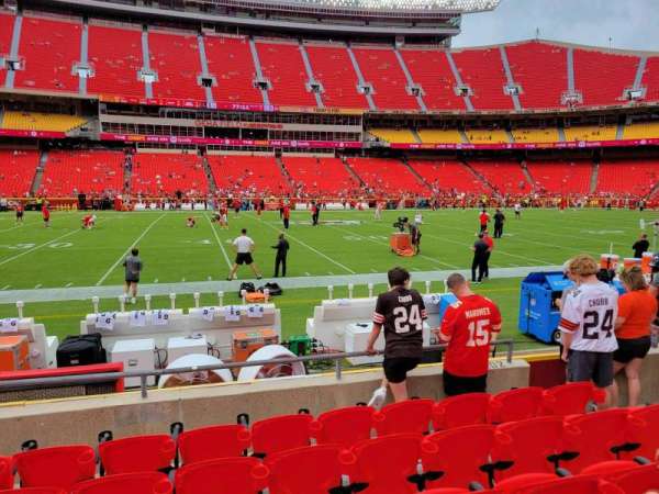 Arrowhead Stadium, section: 102, row: 6, seat: 7
