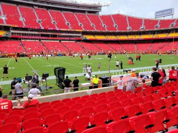 Arrowhead Stadium, section: 103, row: 9, seat: 10