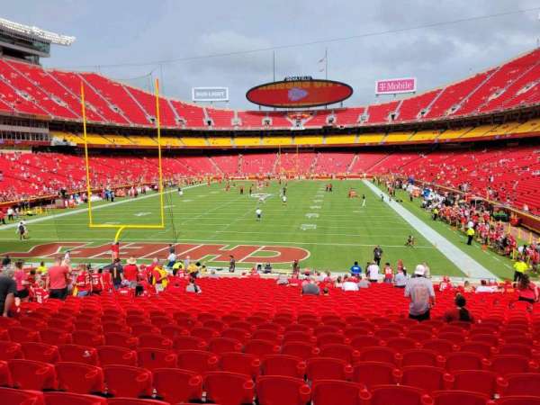 Arrowhead Stadium, section: 109, row: 28, seat: 15