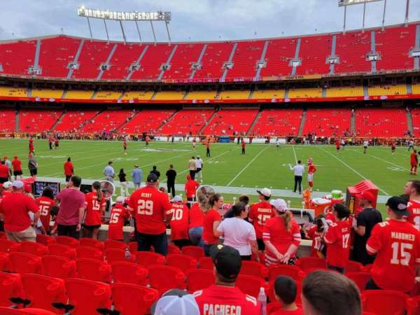 Arrowhead Stadium, section: 118, row: 8, seat: 5
