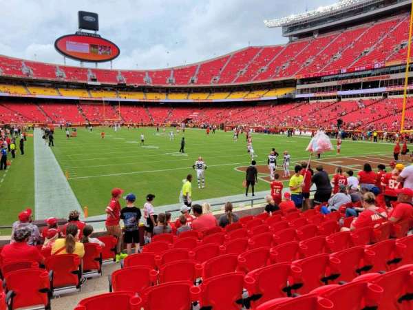 Arrowhead Stadium, section: 130, row: 10, seat: 10