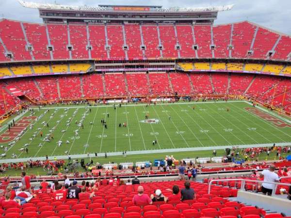 Arrowhead Stadium, section: 302, row: 20, seat: 9