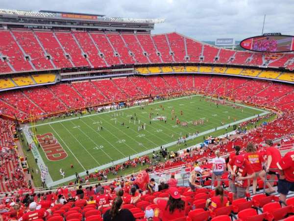 Arrowhead Stadium, section: 306, row: 29, seat: 8