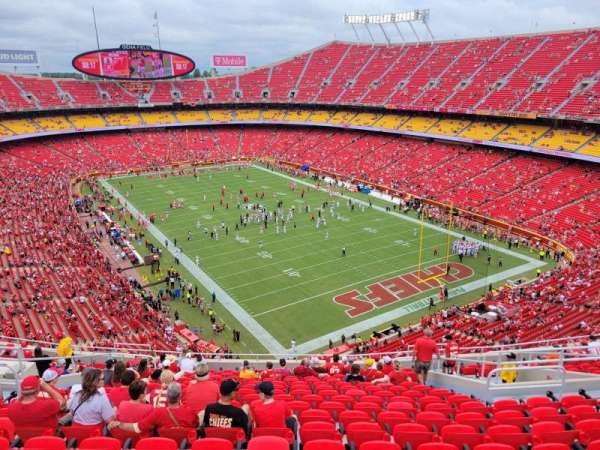 Arrowhead Stadium, section: 316, row: 18, seat: 10