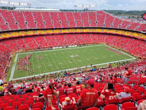 Arrowhead Stadium, section: 327, row: 41, seat: 10