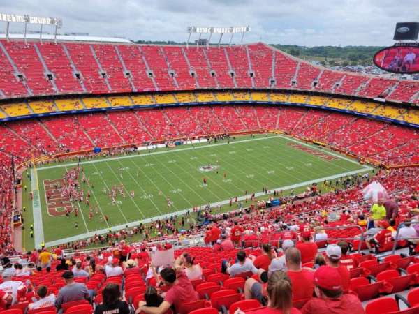 Arrowhead Stadium, section: 328, row: 38, seat: 10