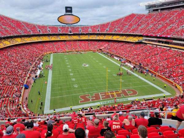 Arrowhead Stadium, section: 337, row: 14, seat: 10