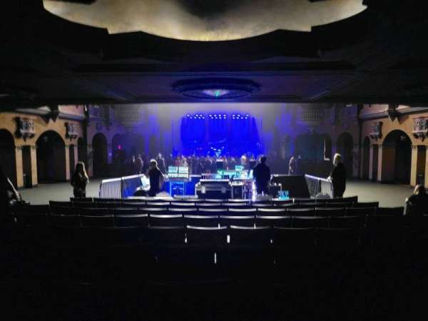 Uptown Theater, Kansas City, section: Center Orchestra, row: kk, seat: 15
