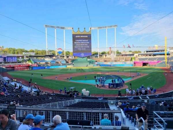 Kauffman Stadium, section: Diamond Club Box B, row: 3, seat: 7