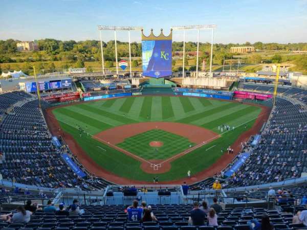 Kauffman Stadium, section: 420, row: nn, seat: 15