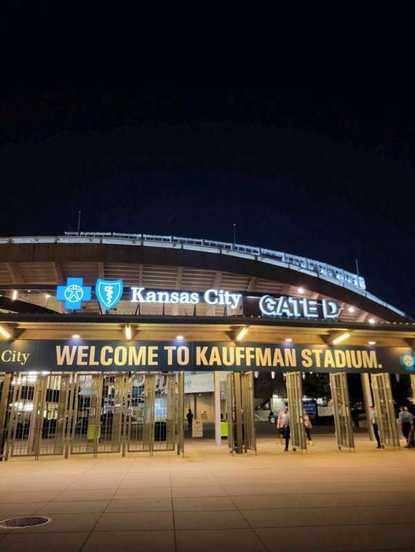 Kauffman Stadium, section: Gate d