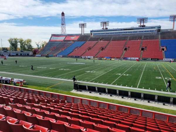 McMahon Stadium, section: q, row: 13, seat: 12
