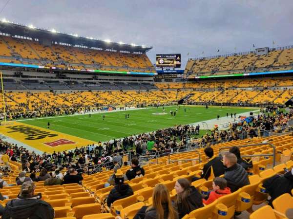 Acrisure Stadium, section: 105, row: y, seat: 11