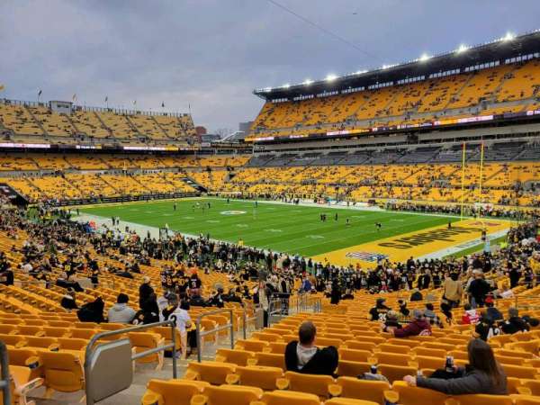 Acrisure Stadium, section: 142, row: aa, seat: 19